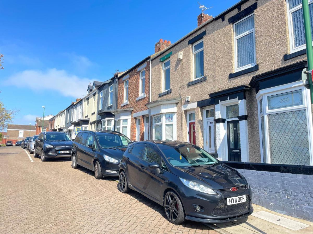 Mini-Studio By Hnfc Stays South Shields Exterior photo